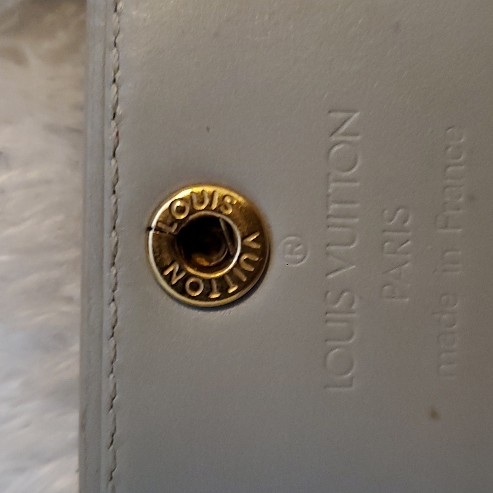 Louis Vuitton Vernis Compact Double Sided Wallet - Picture 9 of 14
